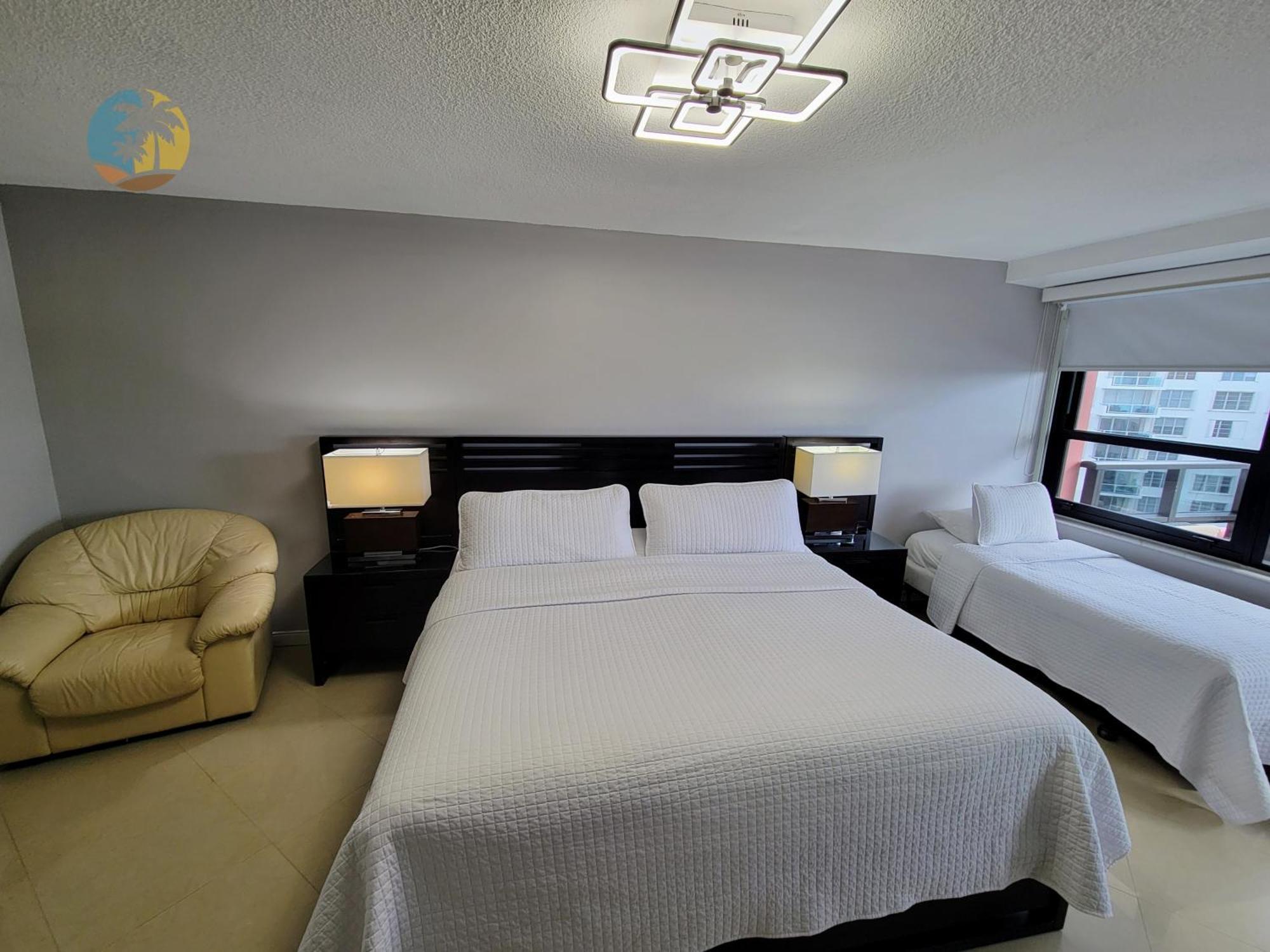 Deluxe Beach Resort - Hora Rentals Miami Beach Eksteriør billede