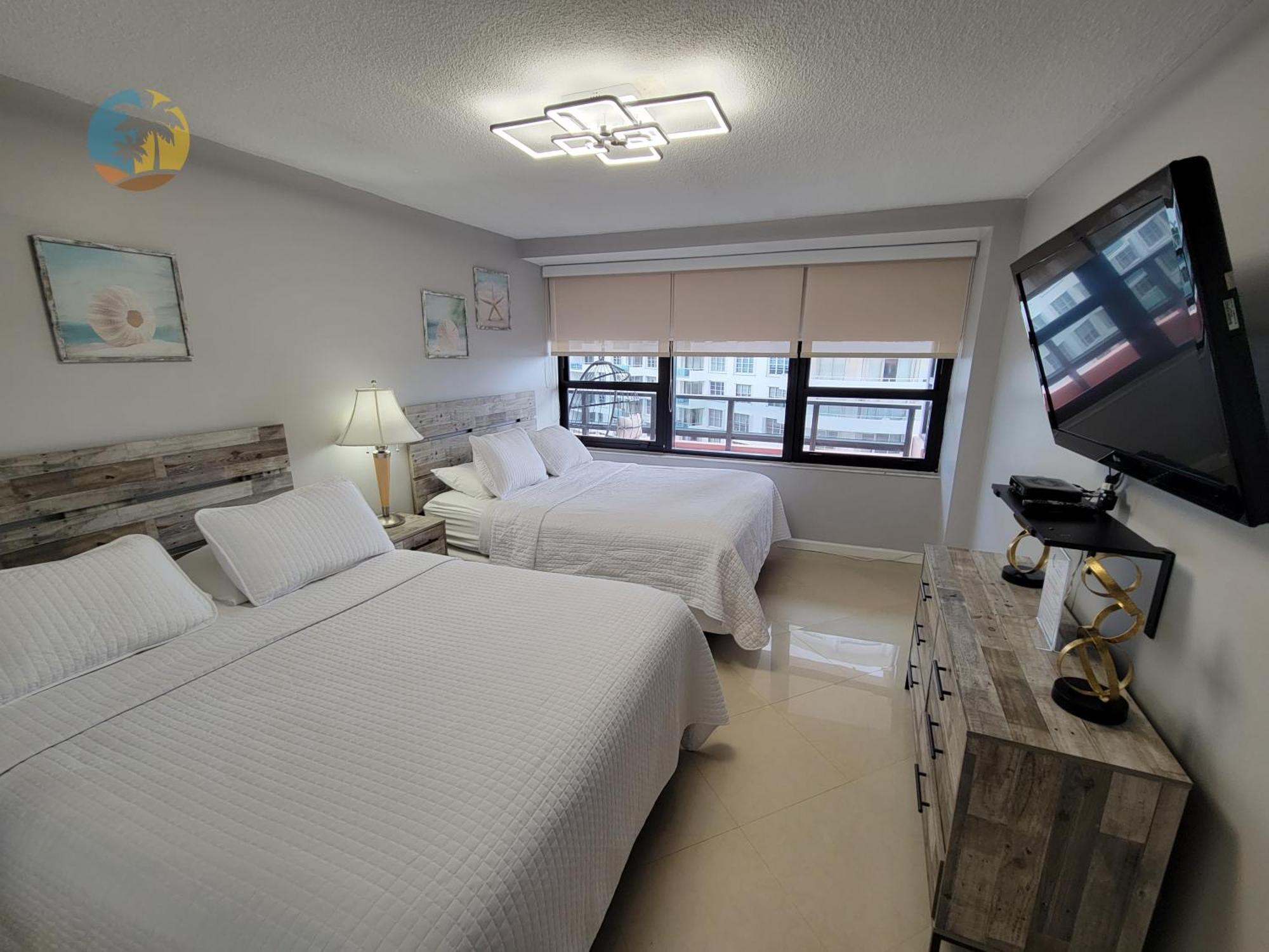 Deluxe Beach Resort - Hora Rentals Miami Beach Eksteriør billede