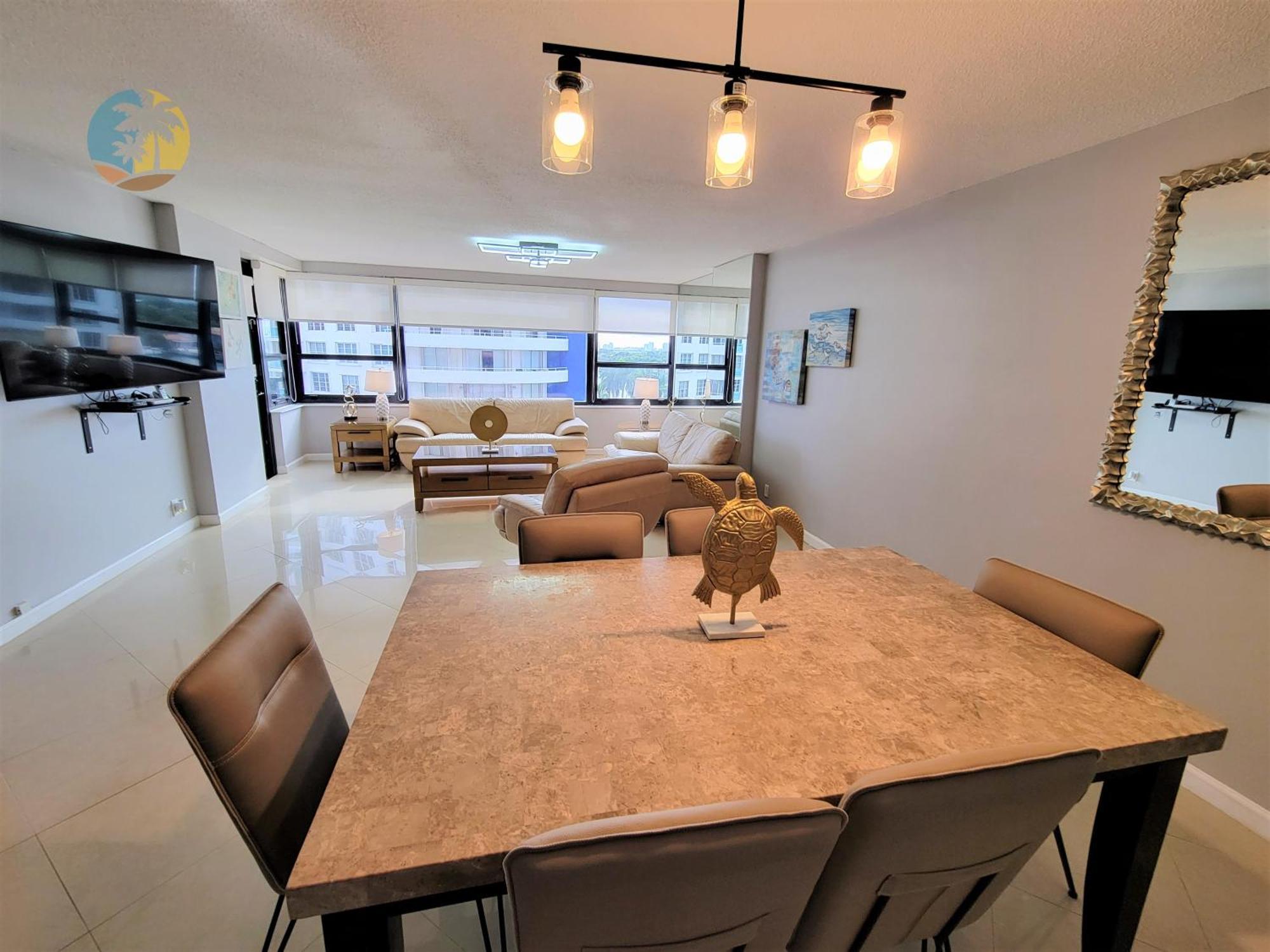 Deluxe Beach Resort - Hora Rentals Miami Beach Eksteriør billede