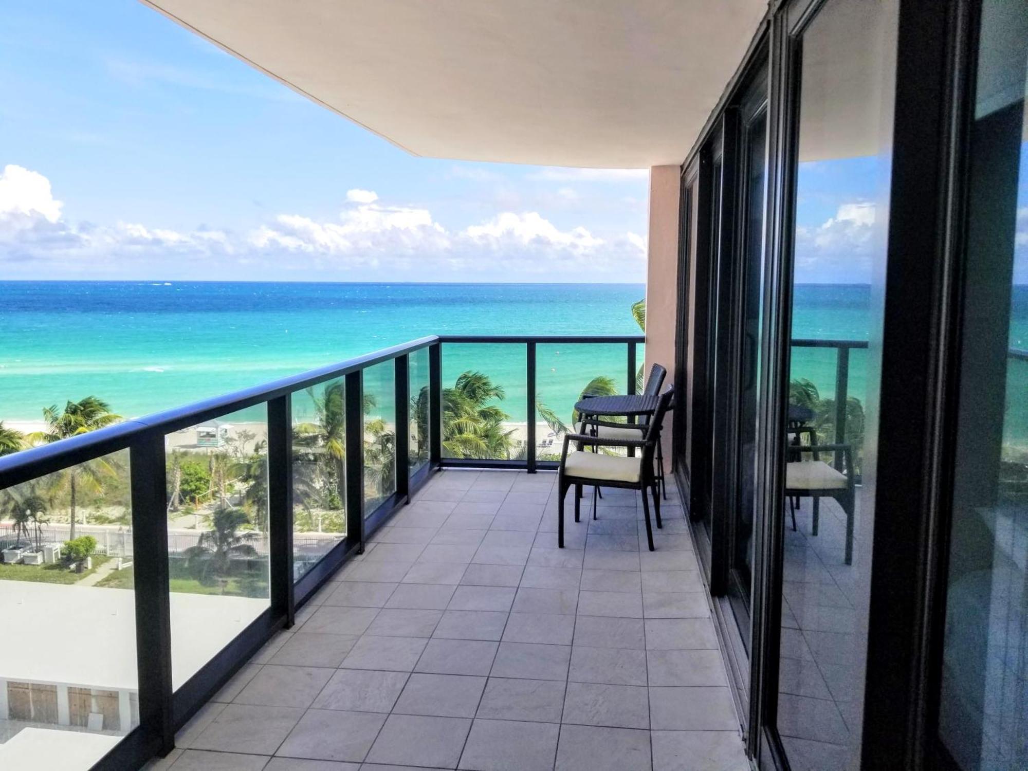 Deluxe Beach Resort - Hora Rentals Miami Beach Eksteriør billede
